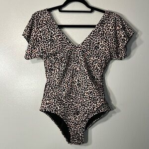 Byinns Women's V-Neck One-Piece Swimsuit w/ Sleeve~Leopard Print Sz Sm.